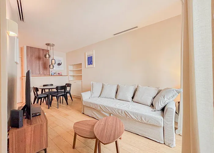 Petit Cocon Au Coeur Du Vieux-Nice, Wifi, Ac, 2Pers