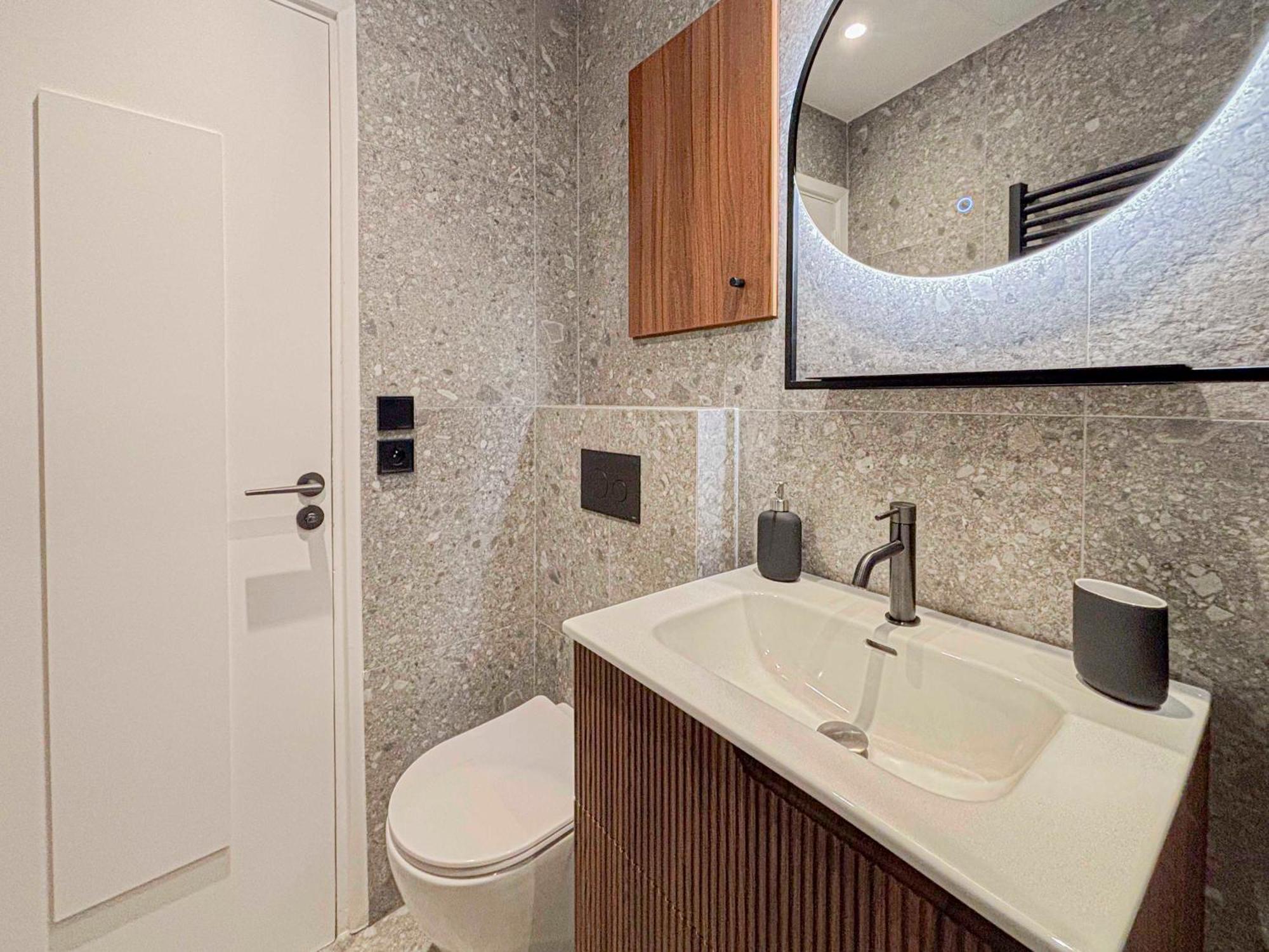 Petit Cocon Au Coeur Du Vieux-nice, Wifi, Ac, 2pers Appartamento Nizza