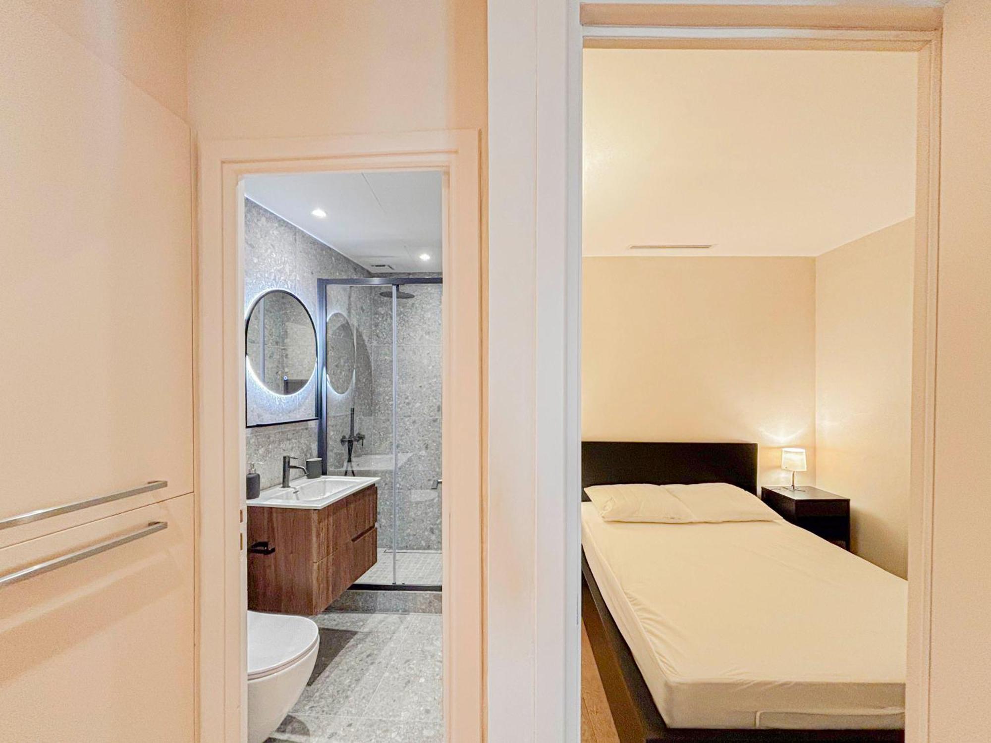 Appartamento Petit Cocon Au Coeur Du Vieux-nice, Wifi, Ac, 2pers Nizza