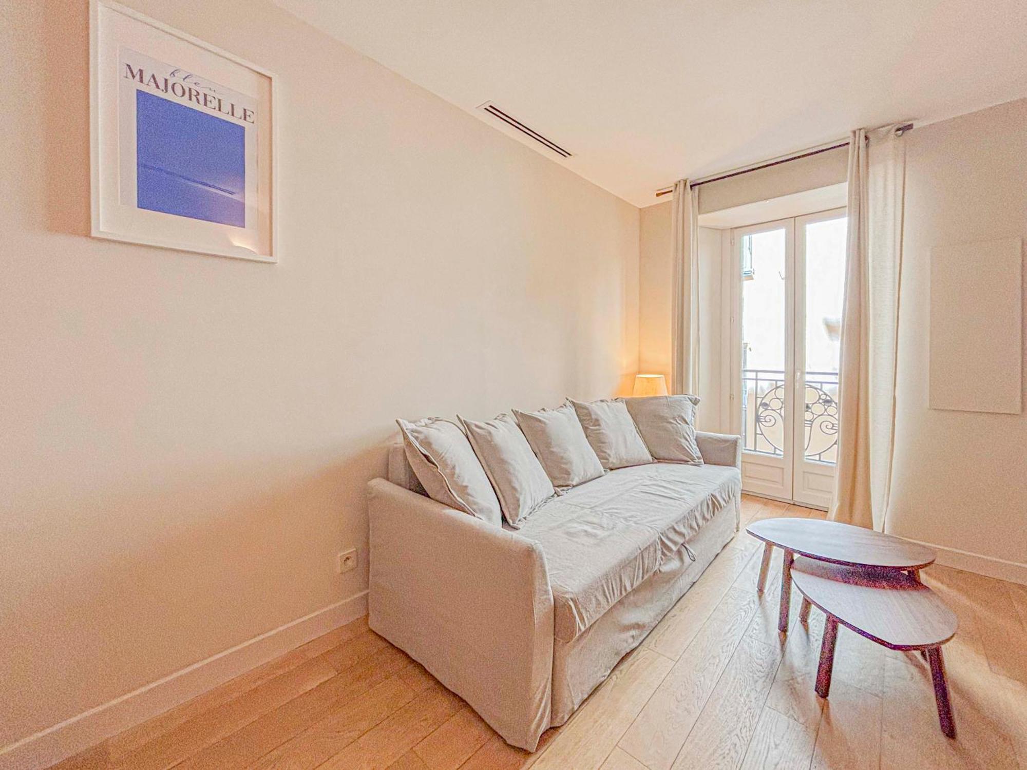 Petit Cocon Au Coeur Du Vieux-nice, Wifi, Ac, 2pers *